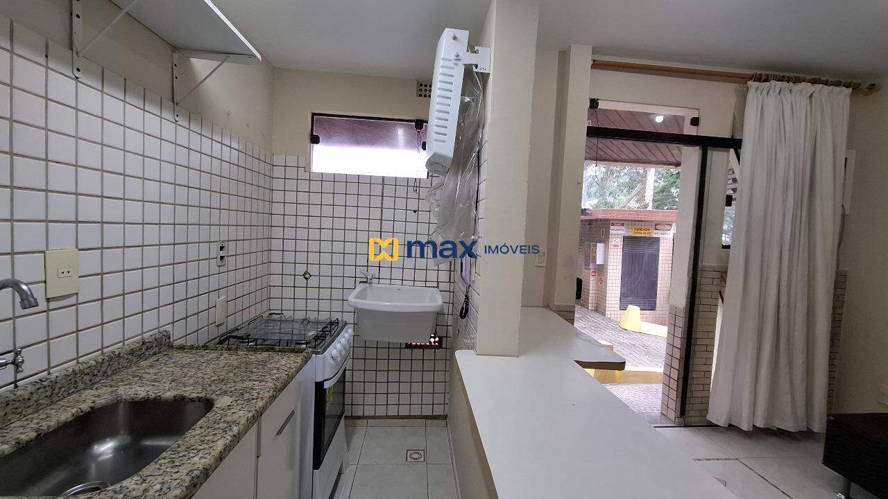 Apartamento para aluguel no Ressacada: Cozinha/ Lavanderia