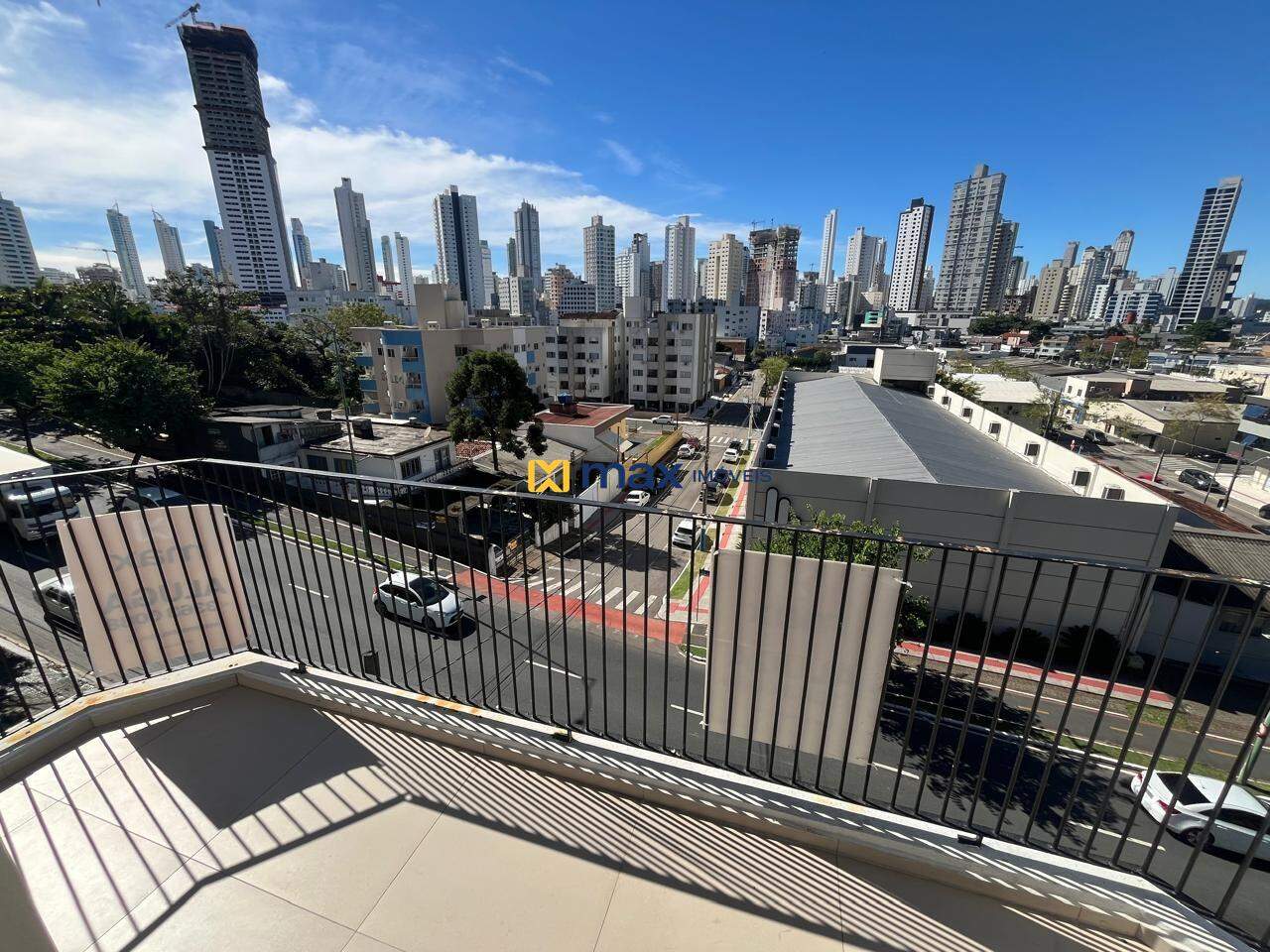 Apartamento para aluguel no Nações: 