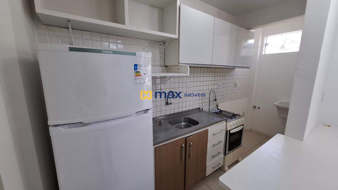 Apartamento para aluguel no Ressacada: Cozinha/ Lavanderia