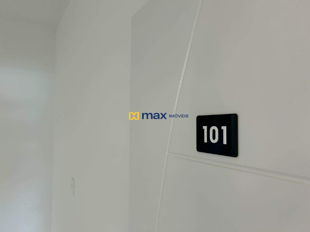 Apartamento para aluguel no Centro: Apto 101 (Lateral)