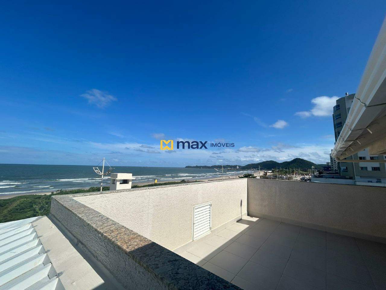Apartamento para aluguel no Centro: Terraço com Churrasqueira (uso coletivo)