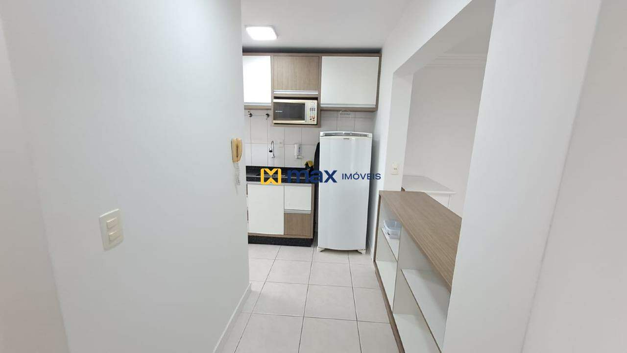 Apartamento para aluguel no Carvalho: Cozinha/ Lavanderia