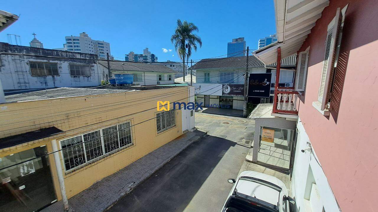 Casa Comercial para aluguel no Centro: Vista da Sacada