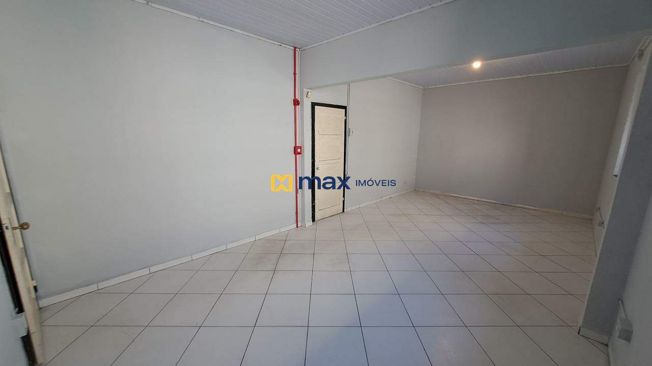 Casa Comercial para aluguel no Centro: Sala 3