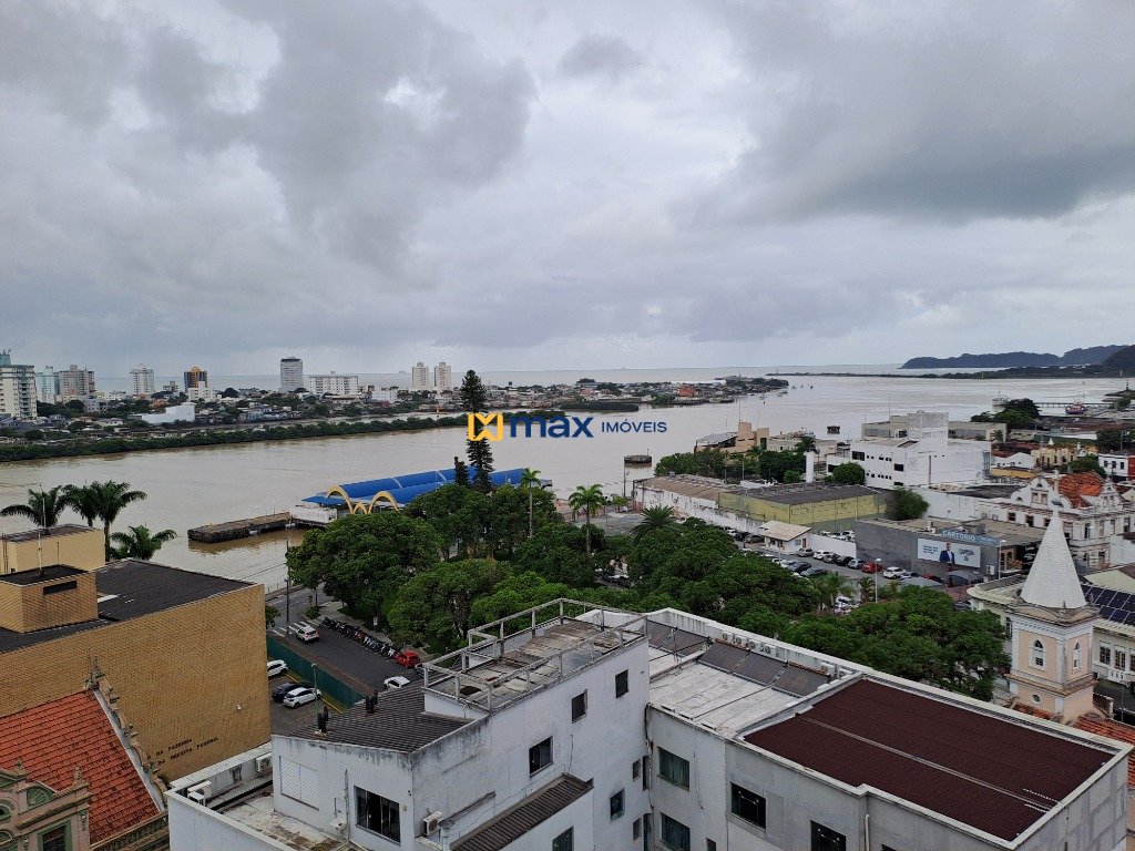 Apartamento para aluguel no Centro: Vista Sacada