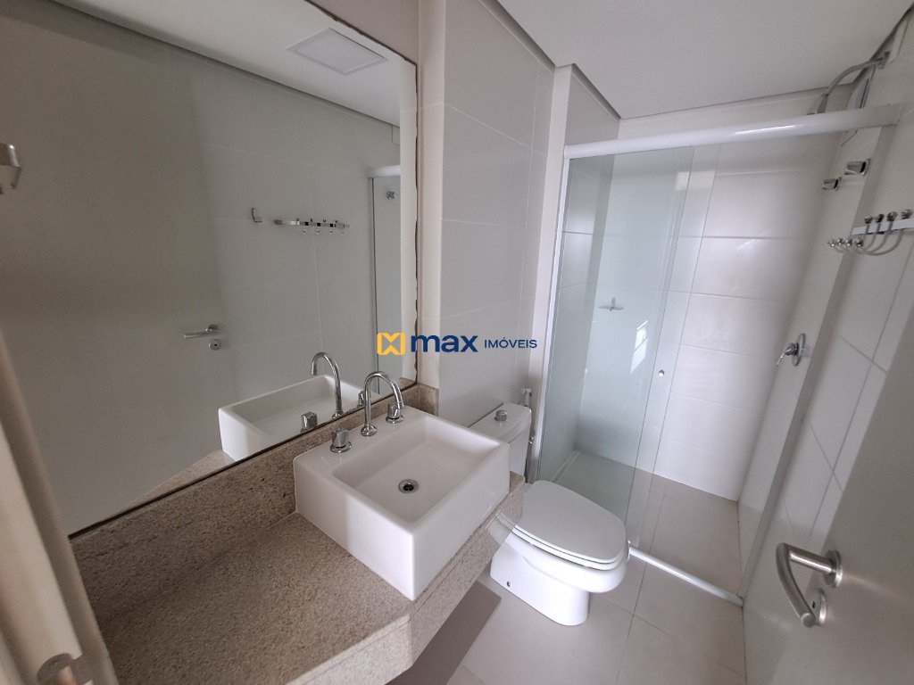 Apartamento para aluguel no Centro: Banheiro Suíte