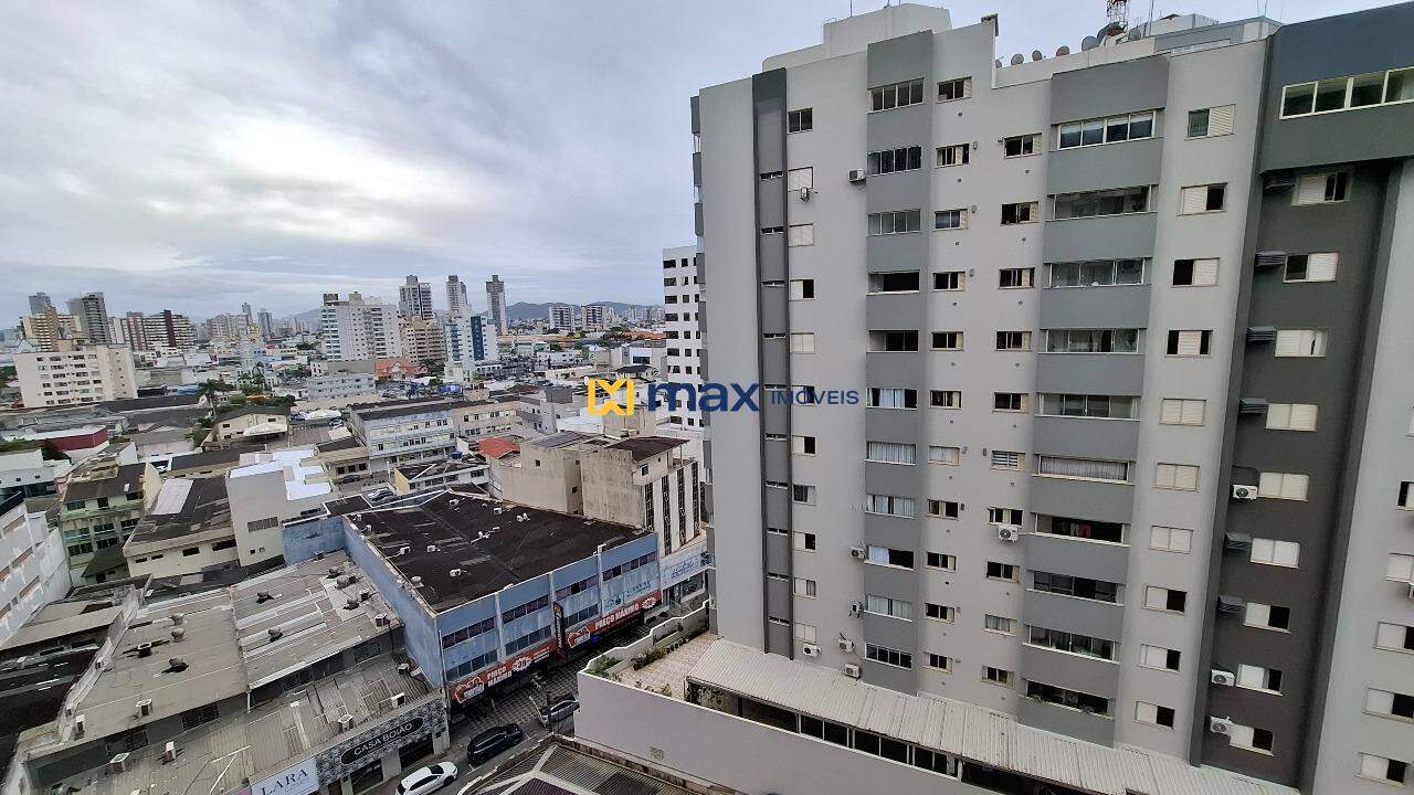Apartamento para aluguel no Centro: Vista Sacada