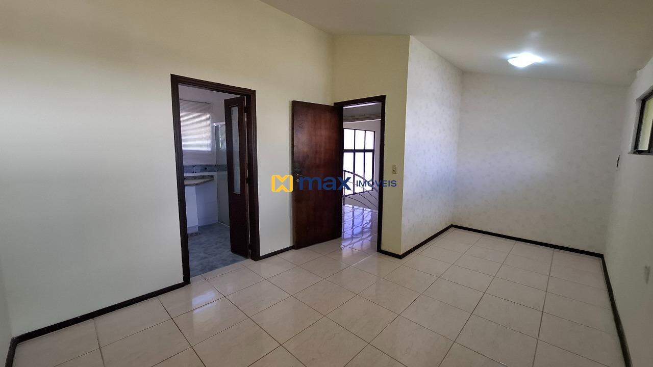 Casa para aluguel no Vila Operária: Suíte 2