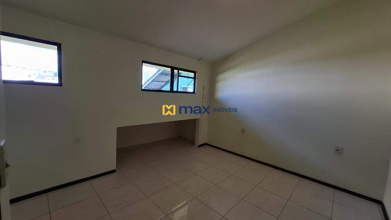 Casa para aluguel no Vila Operária: Suíte 2