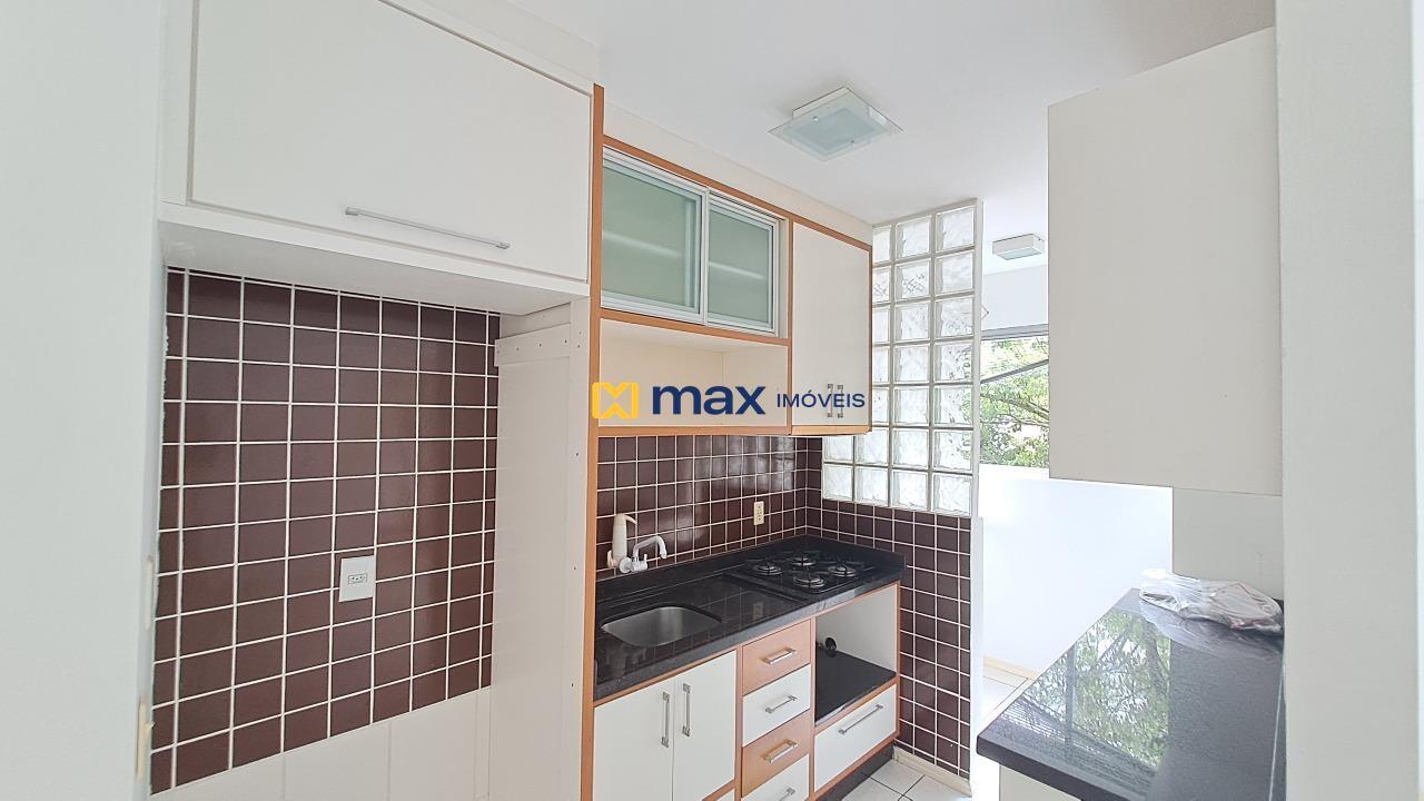 Apartamento para aluguel no Cordeiros: Cozinha