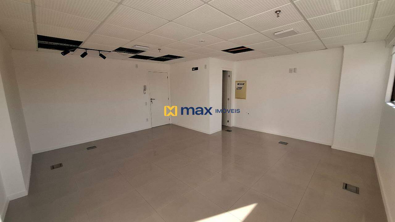 Sala para aluguel no Fazenda: Sala