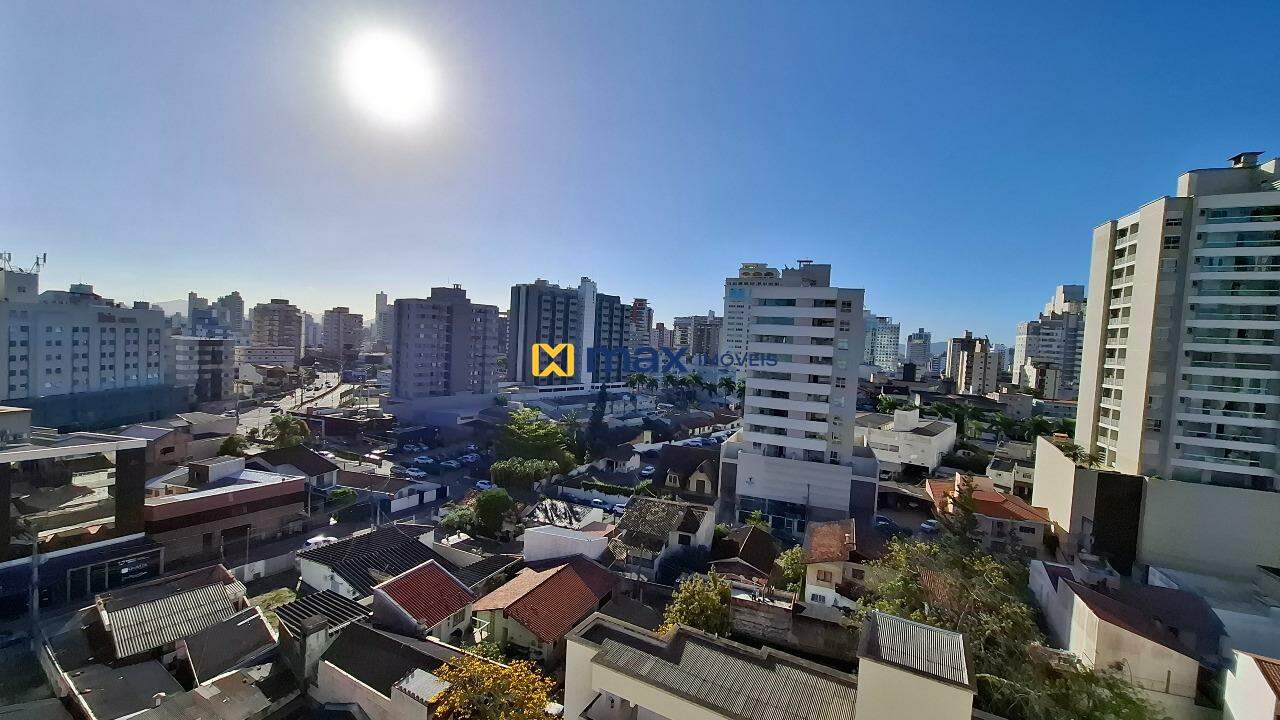 Sala para aluguel no Fazenda: Vista