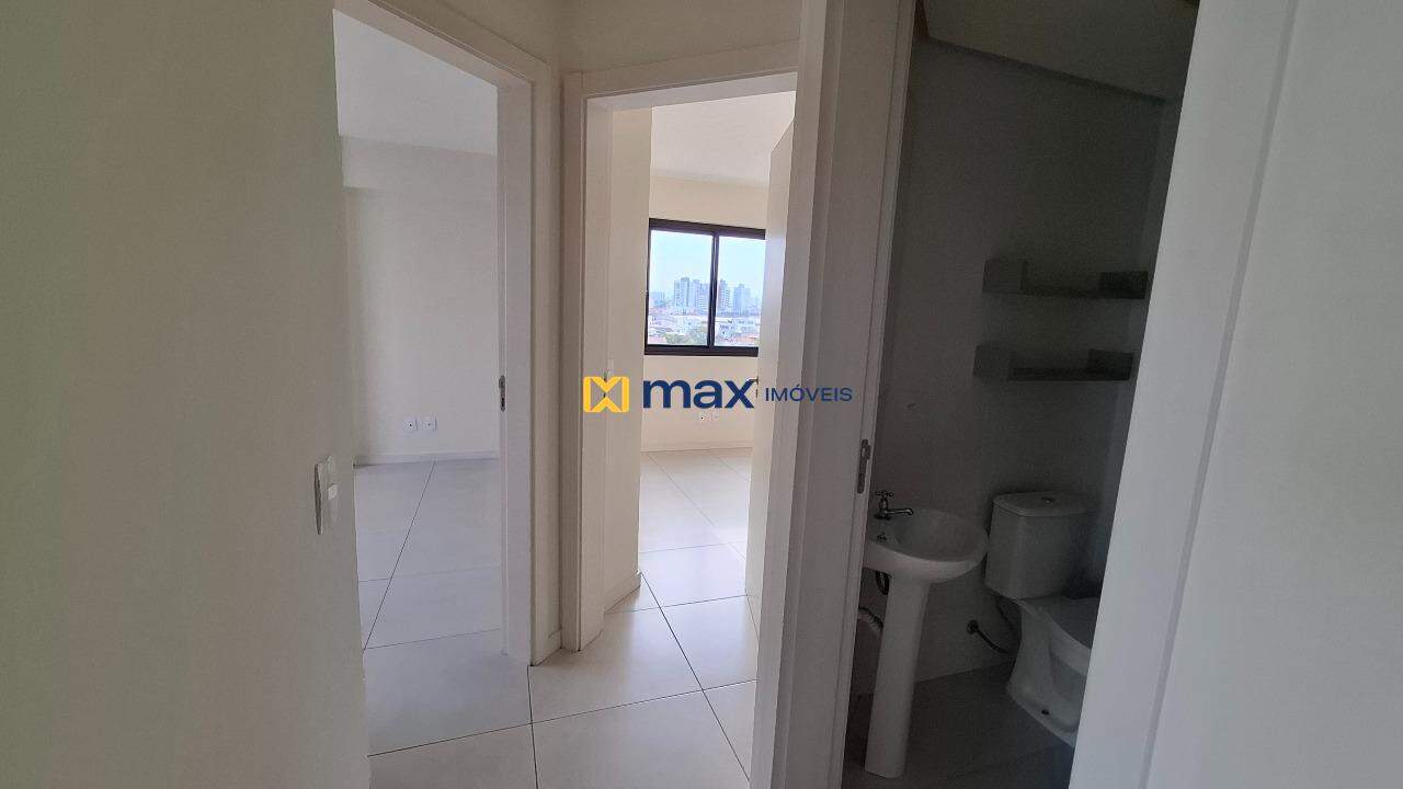 Apartamento para aluguel no Centro: Corredor