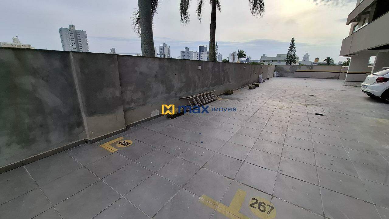 Apartamento para aluguel no Centro: Garagem