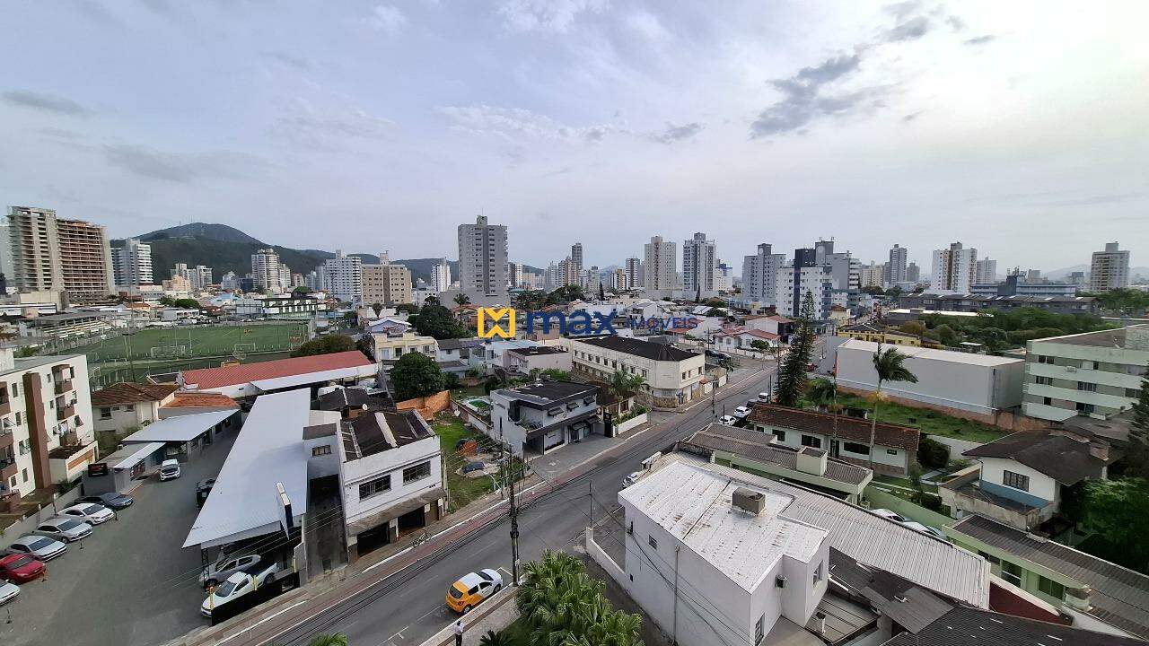 Apartamento para aluguel no Centro: Vista Sacada