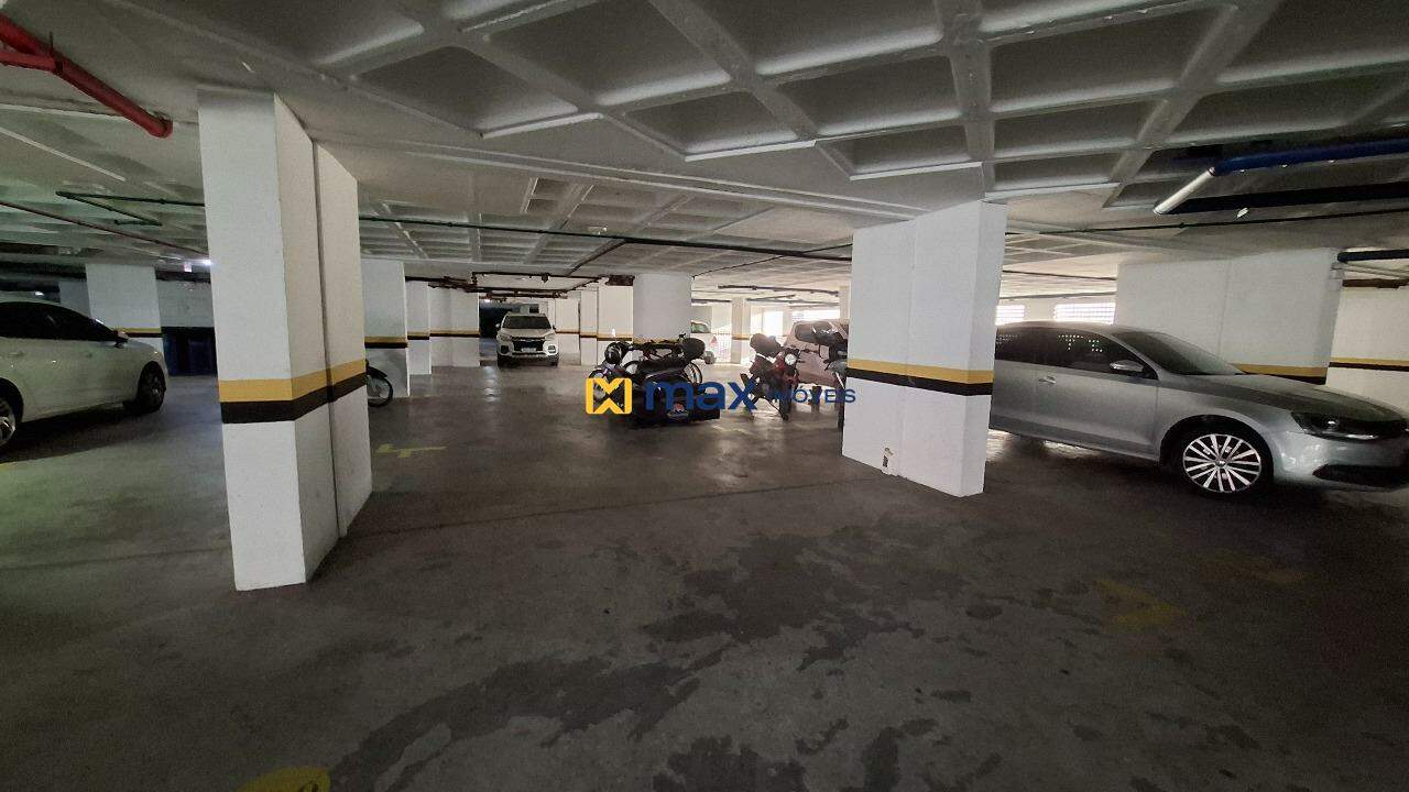Apartamento para aluguel no Centro: Garagem