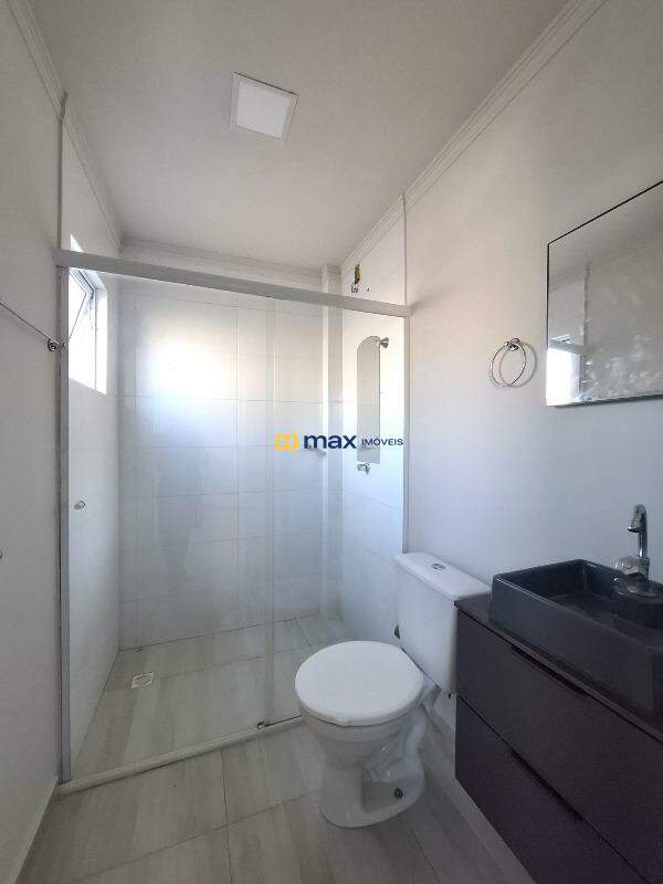 Apartamento para aluguel no Gravatá: Banheiro suíte 