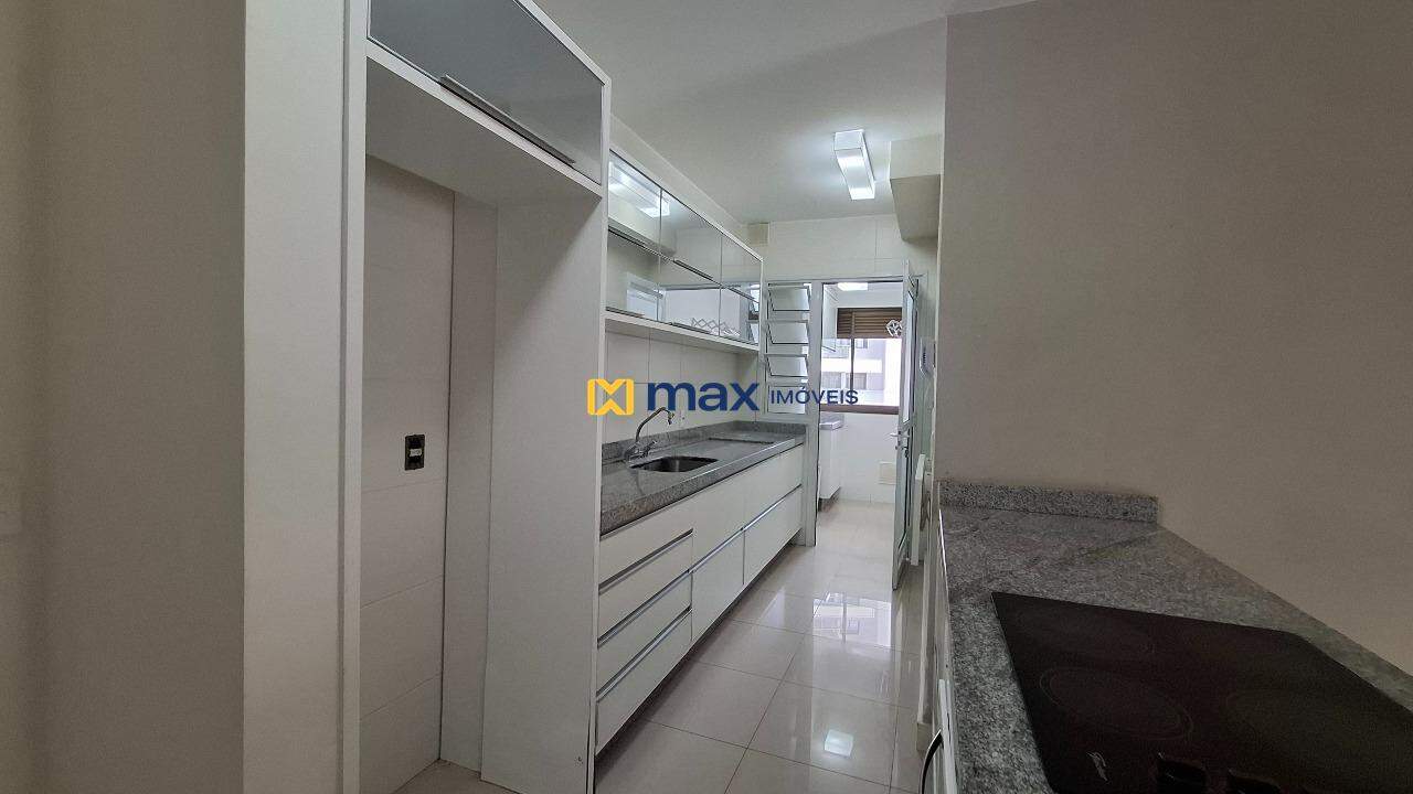 Apartamento para aluguel no Fazenda: Cozinha