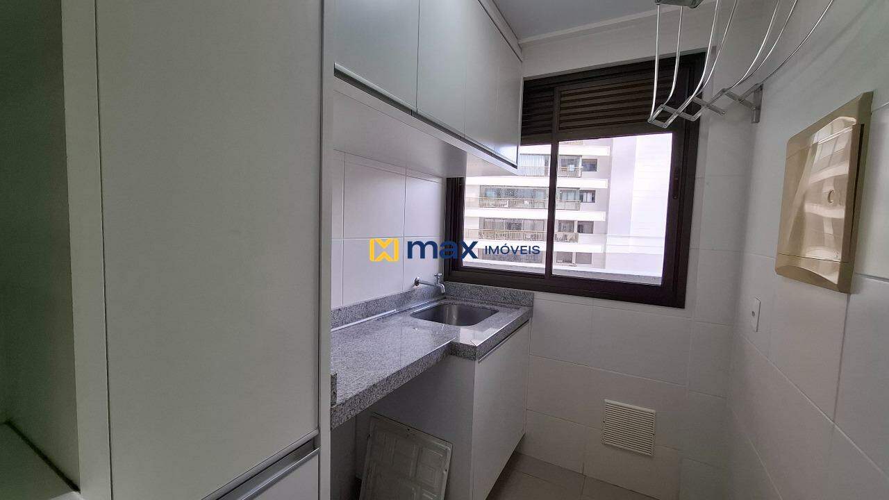 Apartamento para aluguel no Fazenda: Lavanderia