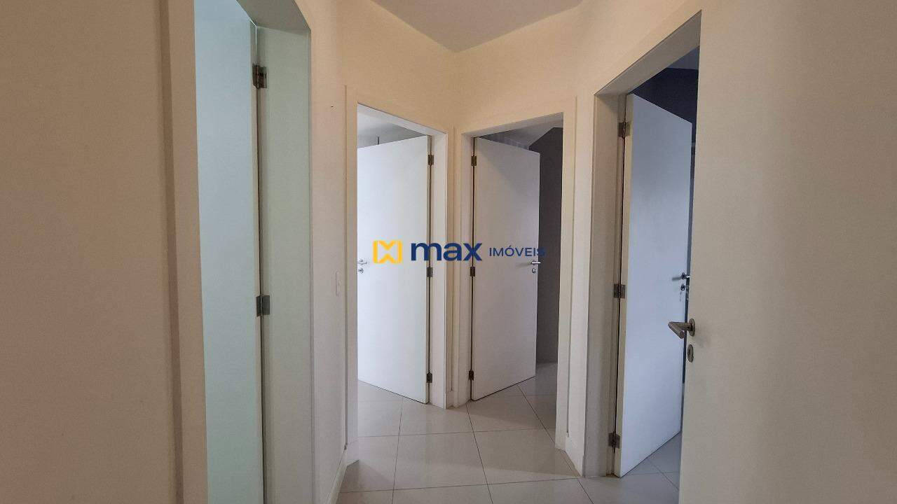 Apartamento para aluguel no Fazenda: Corredor
