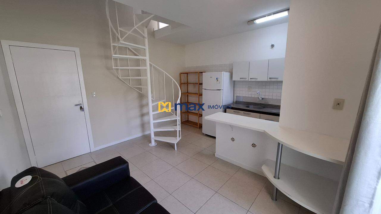 Apartamento para aluguel no Ressacada: Sala de Estar