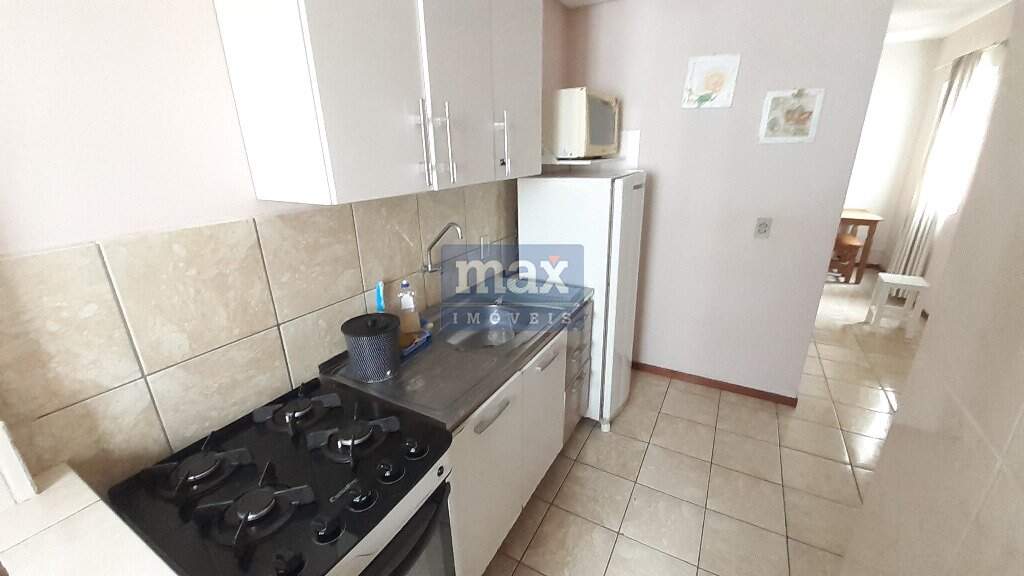 Apartamento para aluguel no Cordeiros: Cozinha