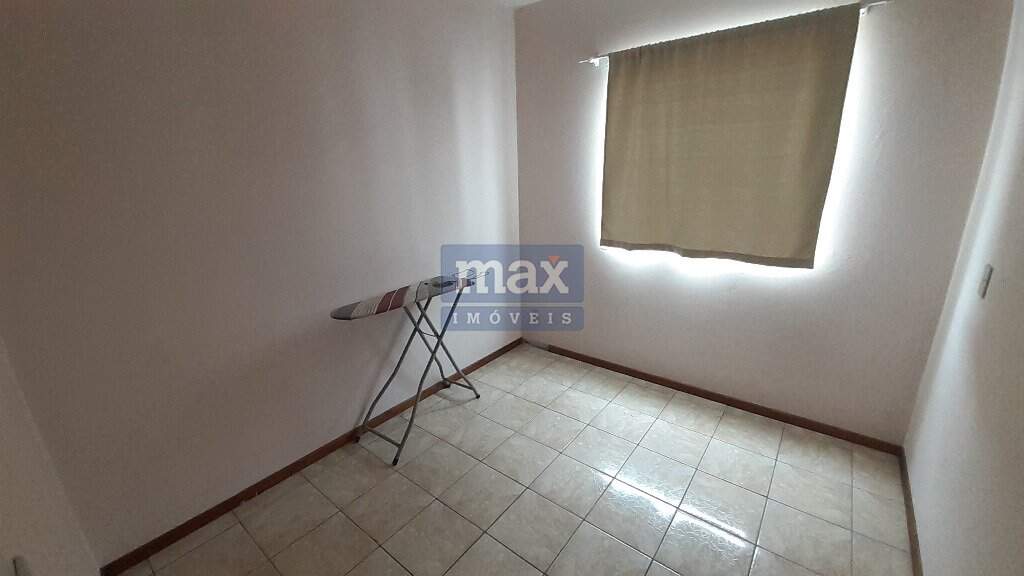 Apartamento para aluguel no Cordeiros: Quarto