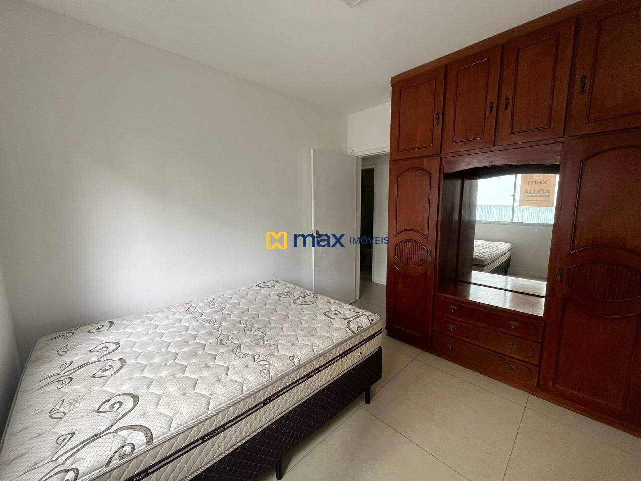 Apartamento para aluguel no Centro: 