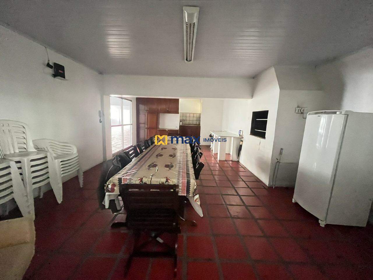 Apartamento para aluguel no Centro: 