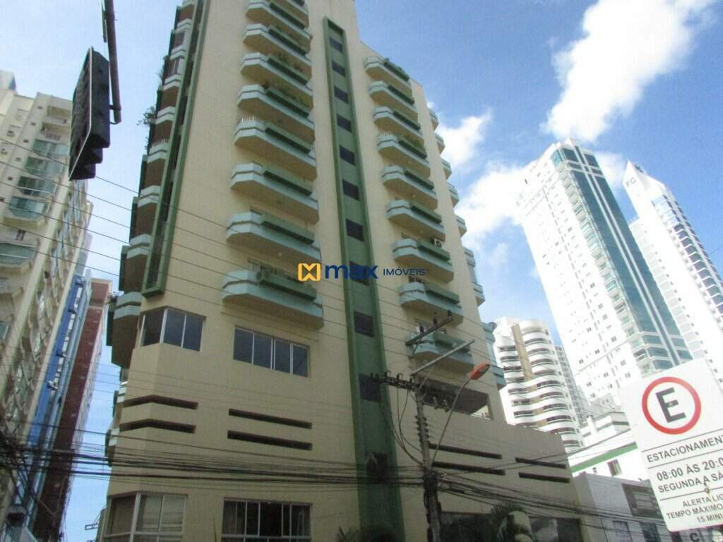 Apartamento para aluguel no Centro: 