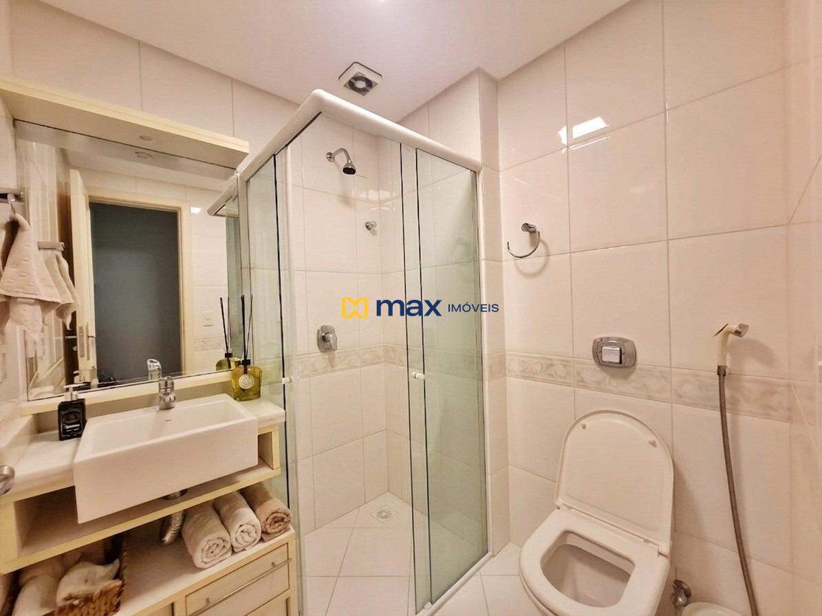 Apartamento para aluguel no Centro: Banheiro Social