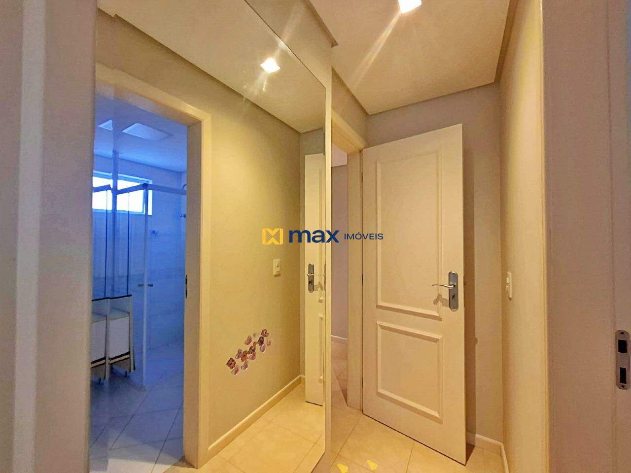 Apartamento para aluguel no Centro: Suíte 1