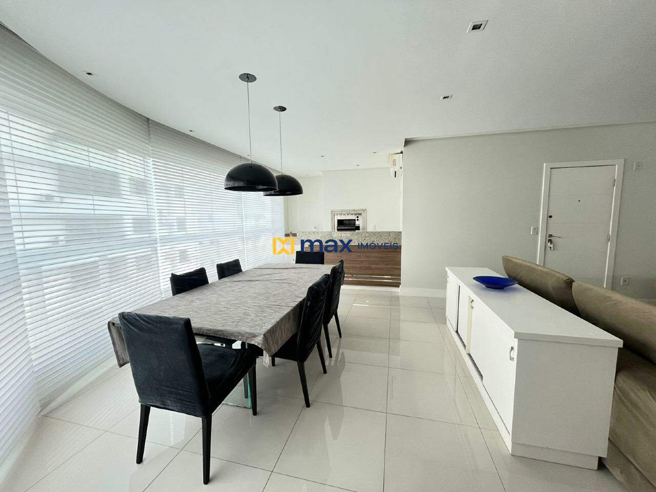 Apartamento para aluguel no Centro: 