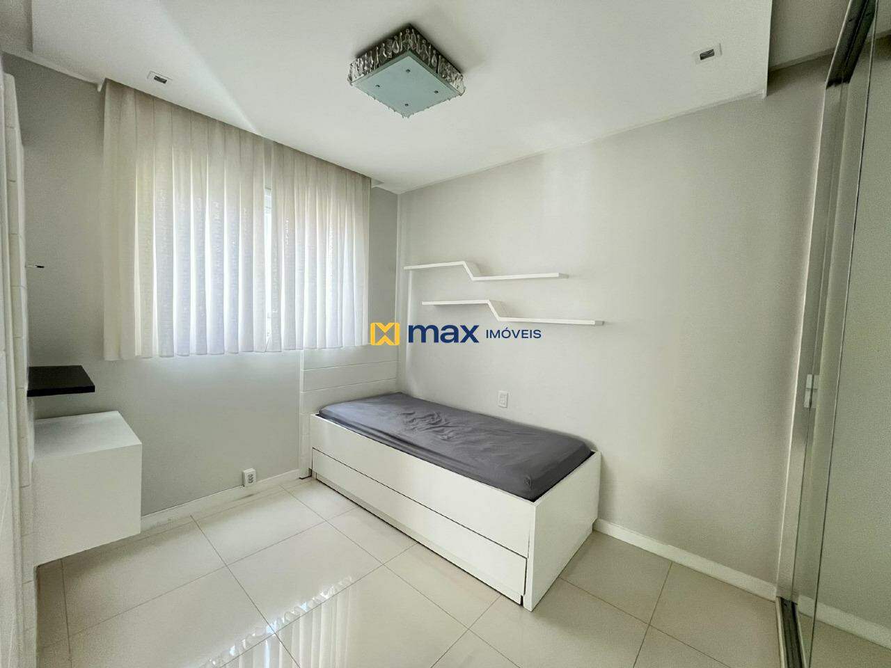 Apartamento para aluguel no Centro: 