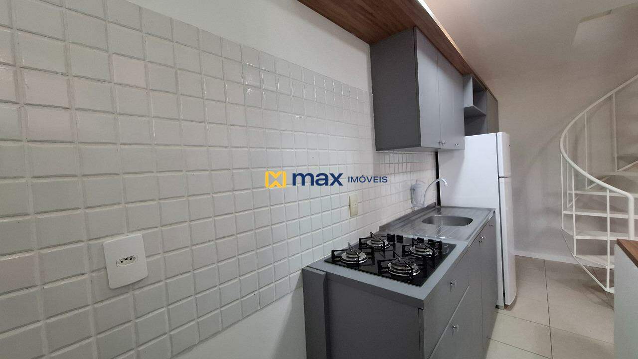 Apartamento para aluguel no Ressacada: Cozinha/ Lavanderia