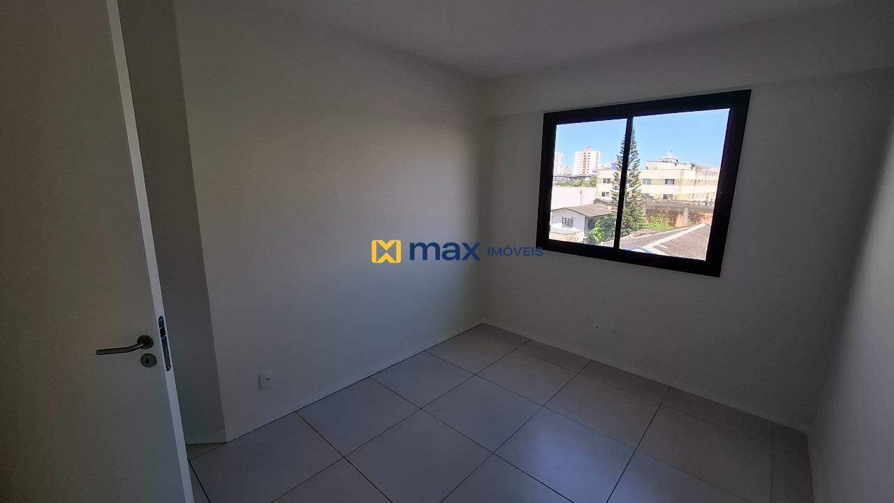 Apartamento para aluguel no Centro: Quarto