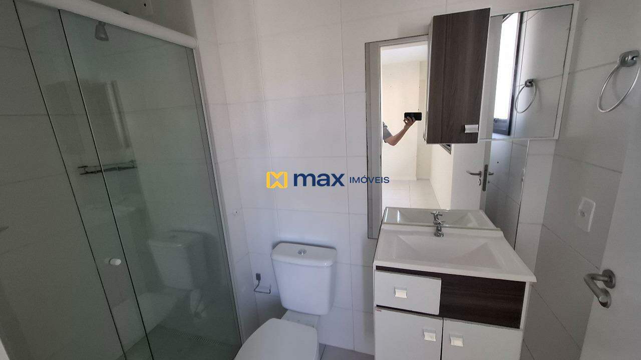 Apartamento para aluguel no Centro: Banheiro Suíte