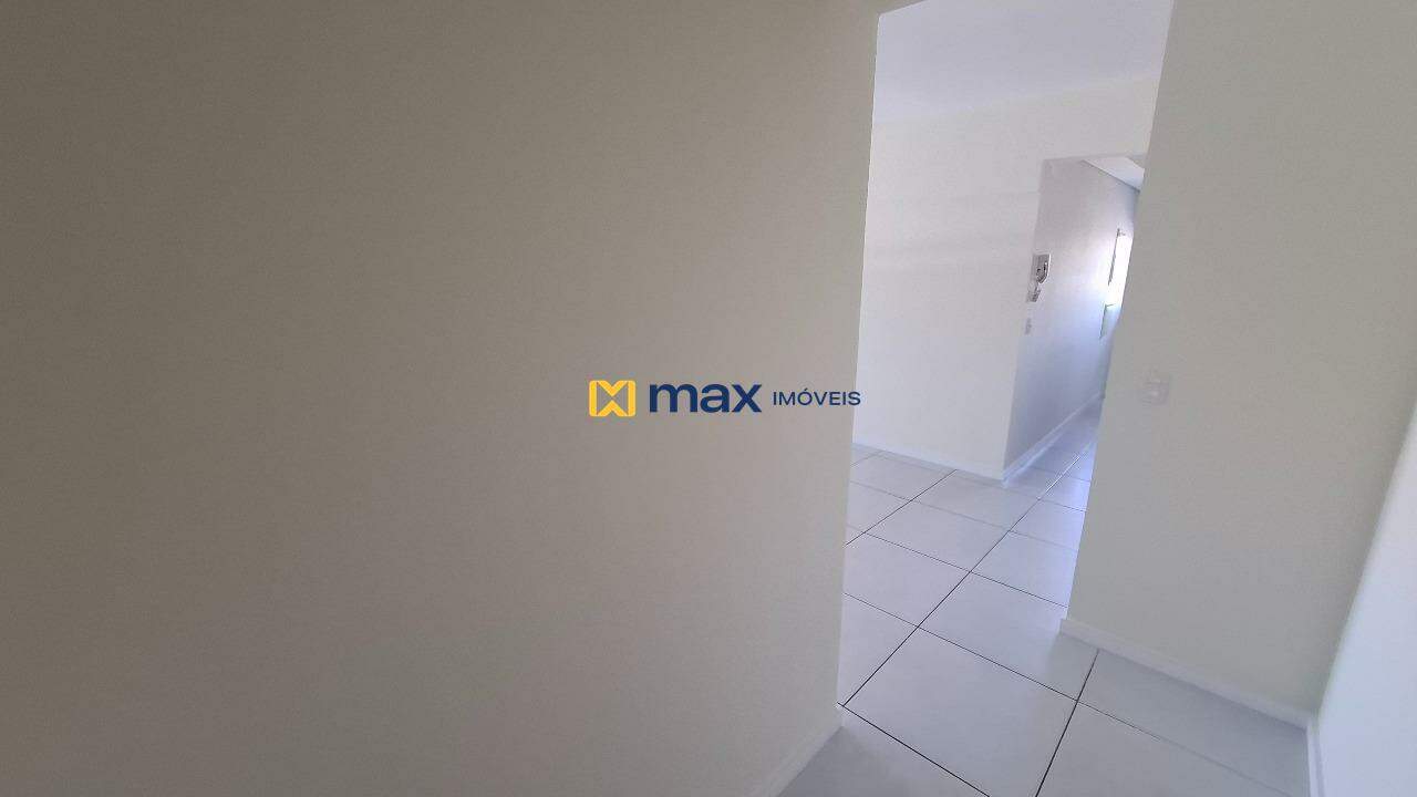 Apartamento para aluguel no Centro: Hall de Entrada