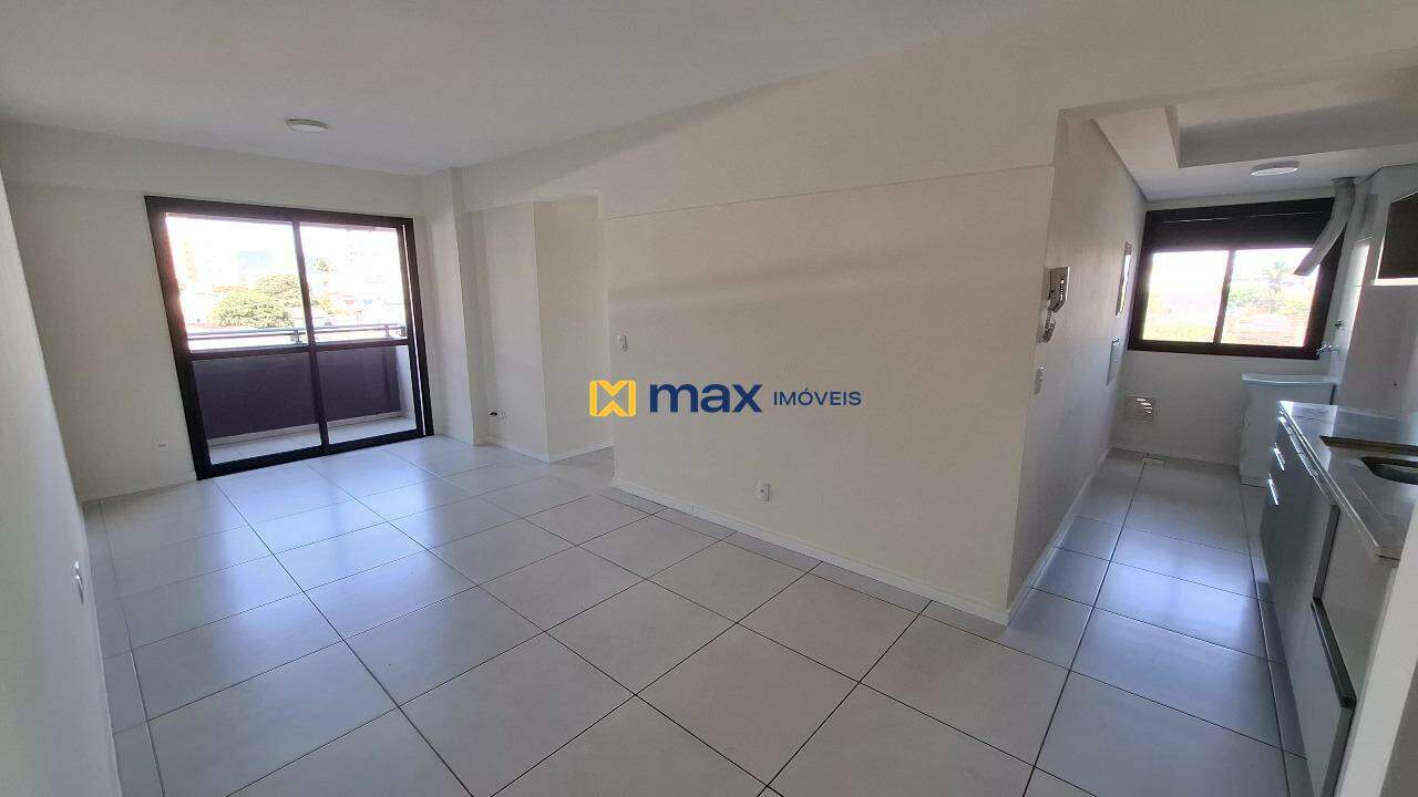 Apartamento para aluguel no Centro: Sala de Estar e Jantar