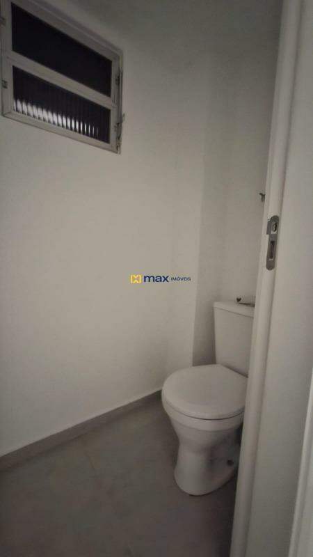 Sala para aluguel no Centro: Banheiro