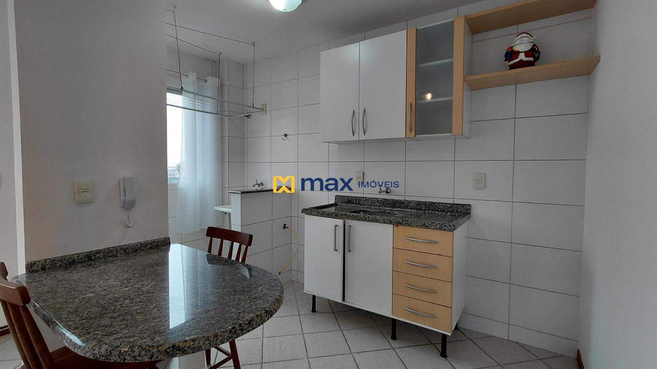 Apartamento para aluguel no Fazenda: Cozinha/ Lavanderia