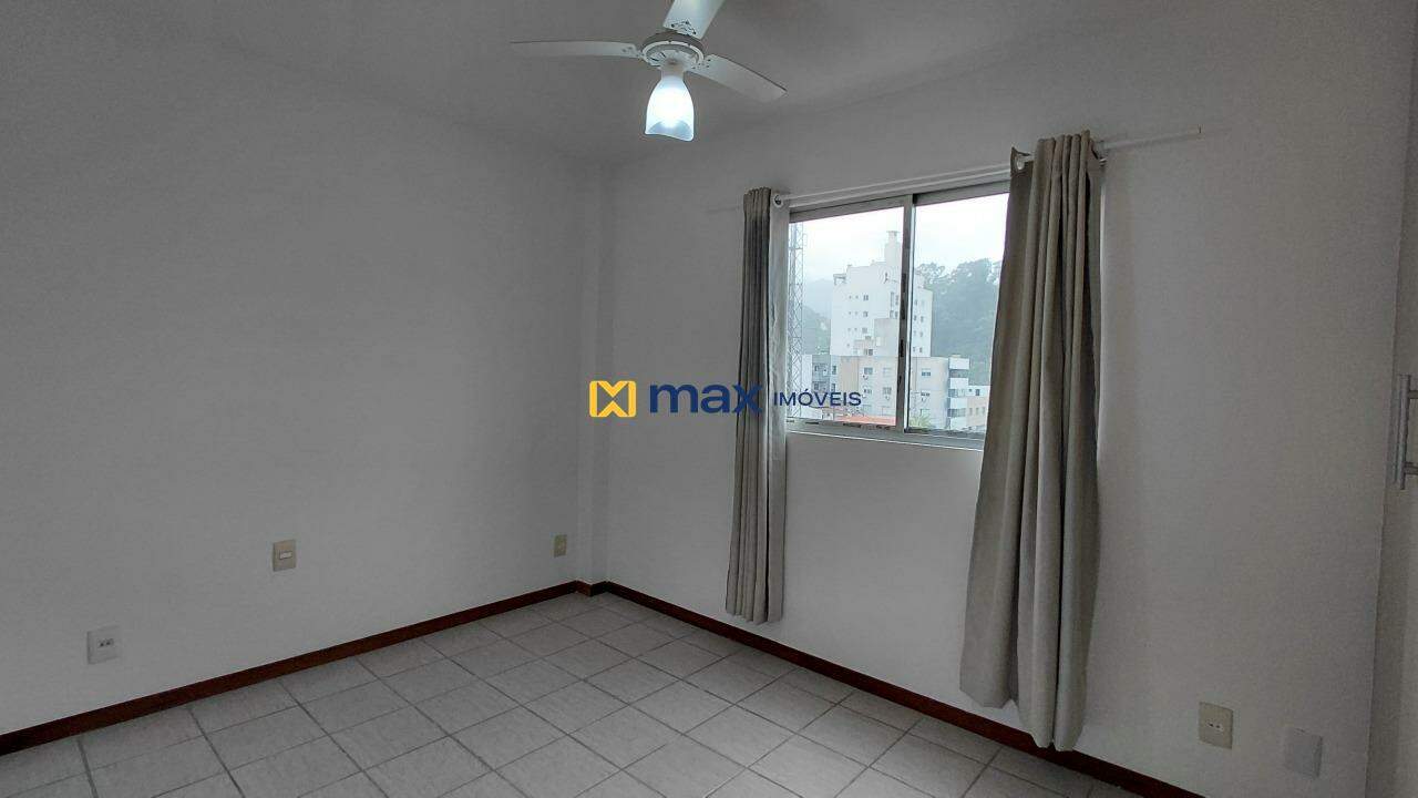Apartamento para aluguel no Fazenda: Quarto