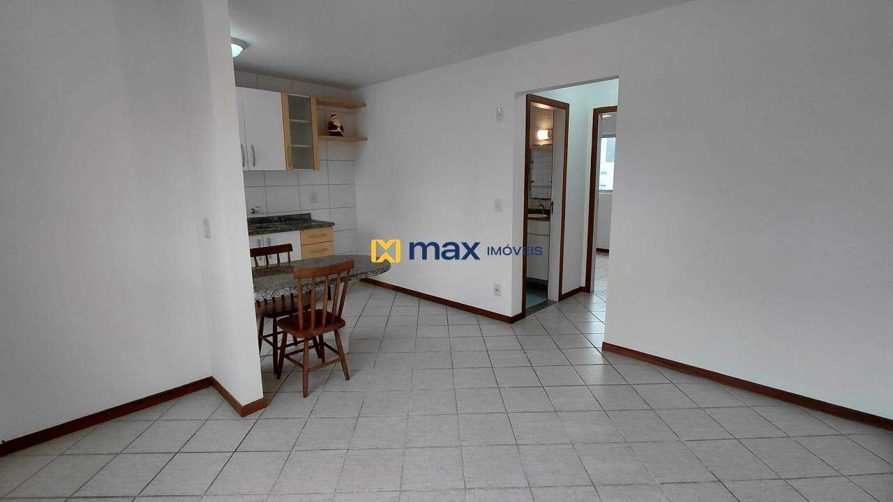 Apartamento para aluguel no Fazenda: Sala de Estar
