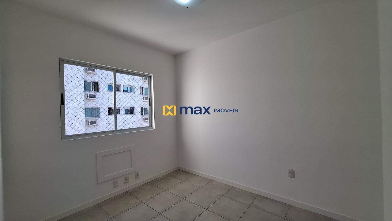 Apartamento para aluguel no Barra do Rio: Quarto