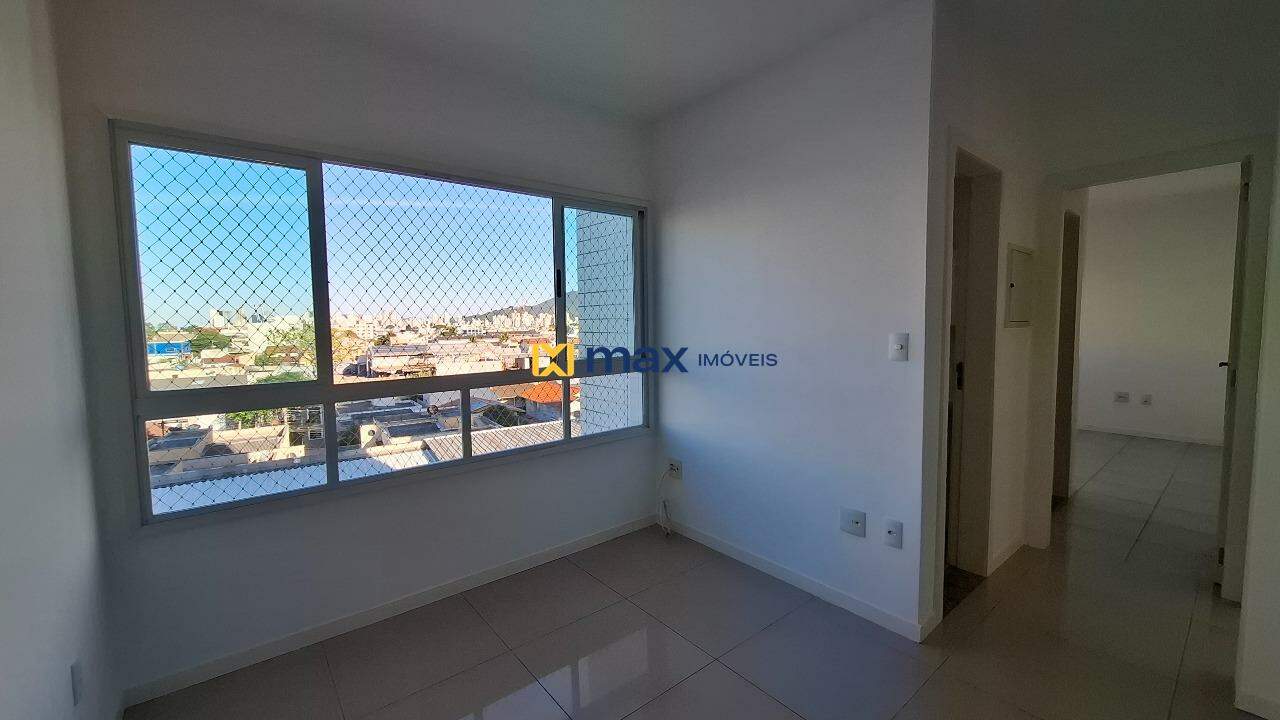 Apartamento para aluguel no Barra do Rio: Sala de Estar e Jantar