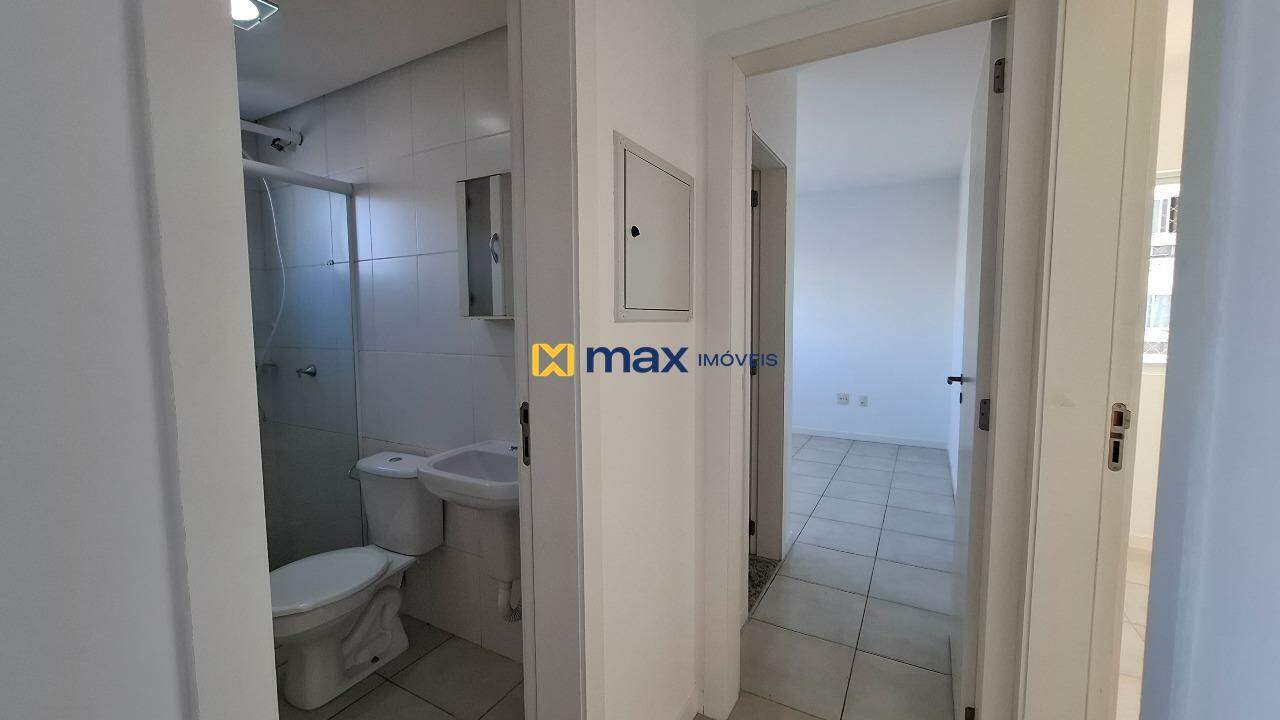 Apartamento para aluguel no Barra do Rio: Hall dos Quartos