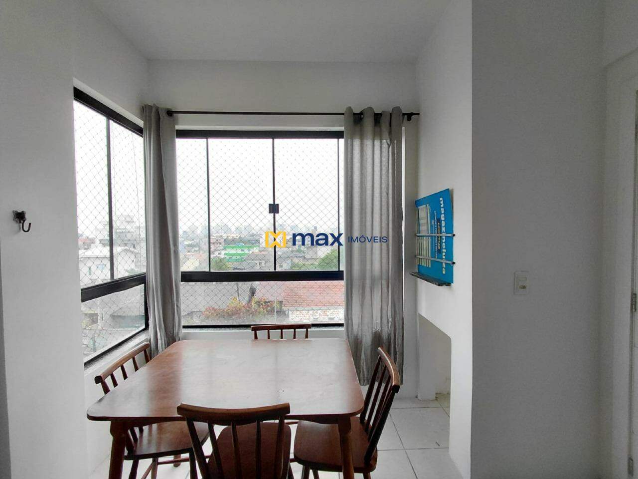 Apartamento para aluguel no Centro: 
