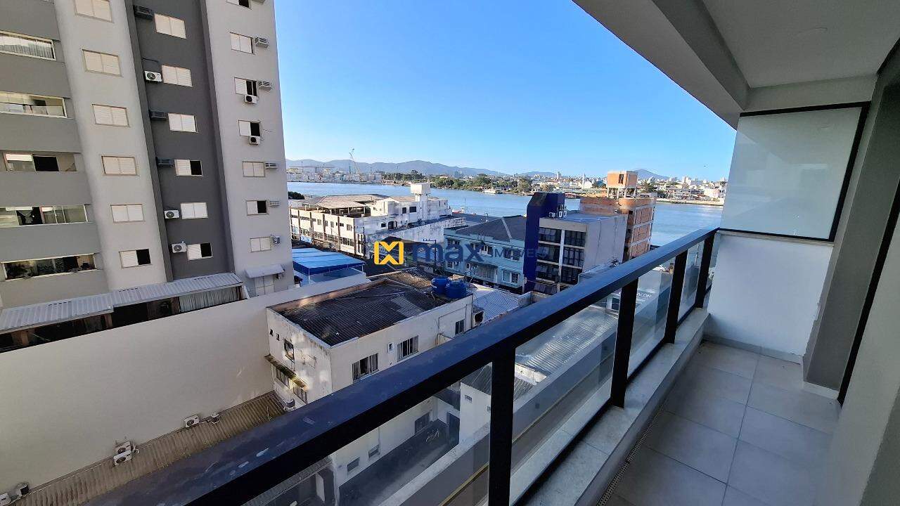 Apartamento para aluguel no Centro: Sacada