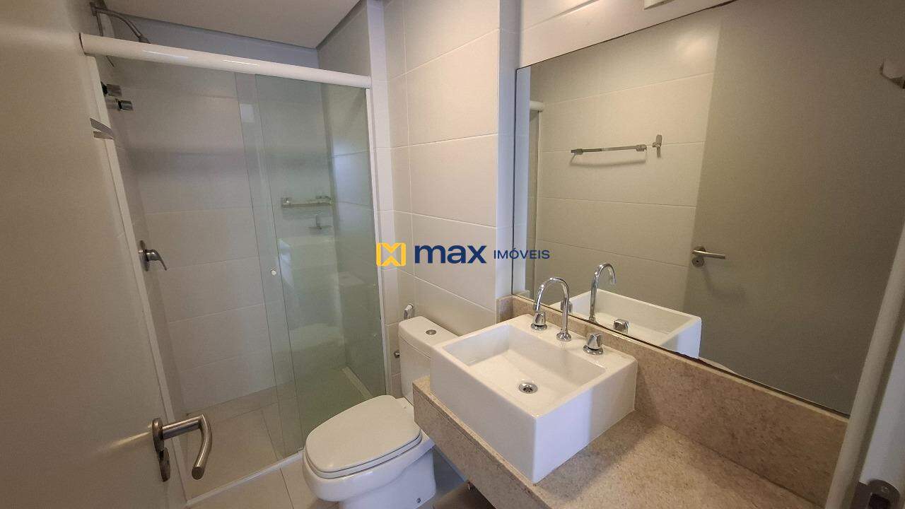 Apartamento para aluguel no Centro: Banheiro Suíte