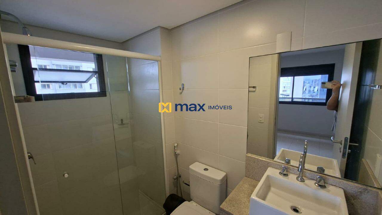 Apartamento para aluguel no Centro: Banheiro da Suíte